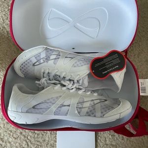 COPY - Nfinity vengeance cheer shoe white size 10.5